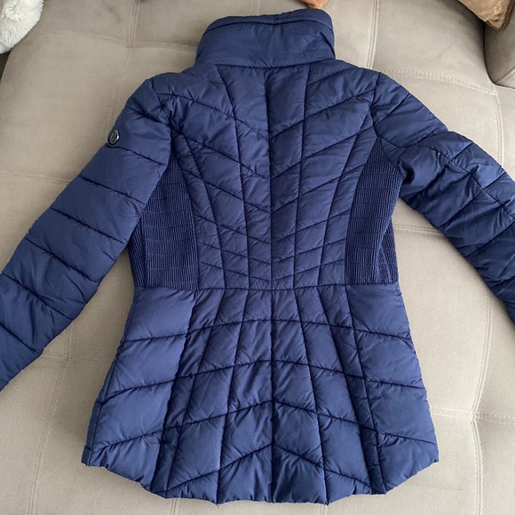 Bernardo jacket navy size small - Picture 2 of 2